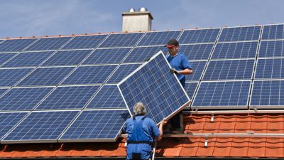 Solaranlage auf dem Dach installieren